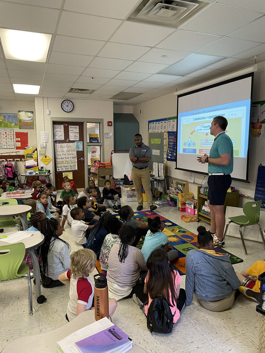 AwesomeSwanson's tweet photo. Great day to learn about how government works! Change starts with realizing the power we hold! Thanks to some of my favorites from Bose McKinney for getting our kids thinking 🤔@JSWAN_ https://t.co/JpJgG49Awn