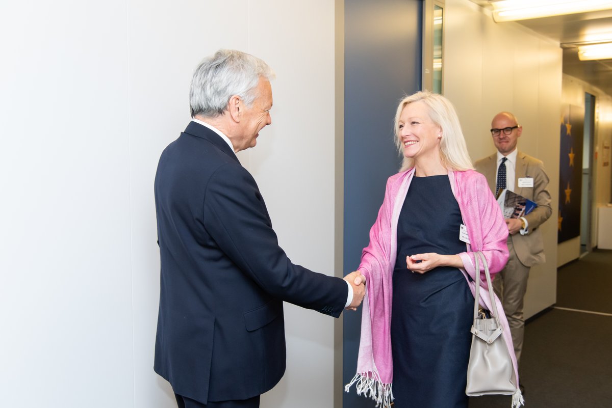 BonefeldCecilia's tweet photo. It was great to meet with Commissioner @dreynders today to discuss a range of topics, including the #privacyshield, data transfers, the #AIAct &amp; corporate sustainability due diligence.

I look forward to collaborating further on these issues in the future. https://t.co/nnZvaXUIl2