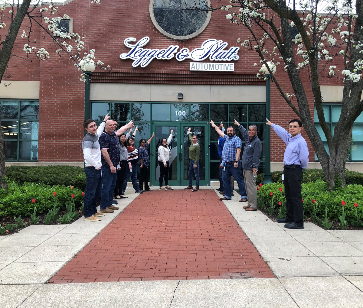 LeggettAuto's tweet photo. What are our Detroit folks happy about? 

Could it be our new signage or that we can see our colleagues in our office again?

#newsignage #Automotive #AutomotiveDesgin #AutomotiveManufaturing #lifeataleggett https://t.co/TyoyjDOTKZ