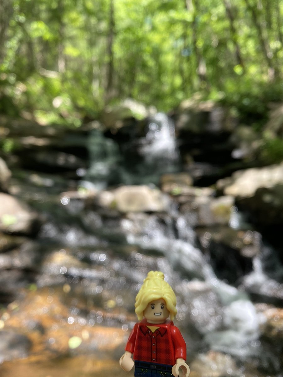 LegoForages's tweet photo. Lots of #interesting finds and #awesome views while #hiking in Murray and Whitfield Counties!
#GreatBigRocks #LookAtThatView #FortMountainStatePark #GeorgeDisneyTrail https://t.co/Mz0w1HaRLI