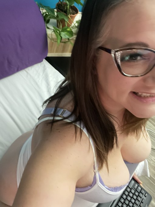 Live now! You know where! https://t.co/jeWghKMJdJ