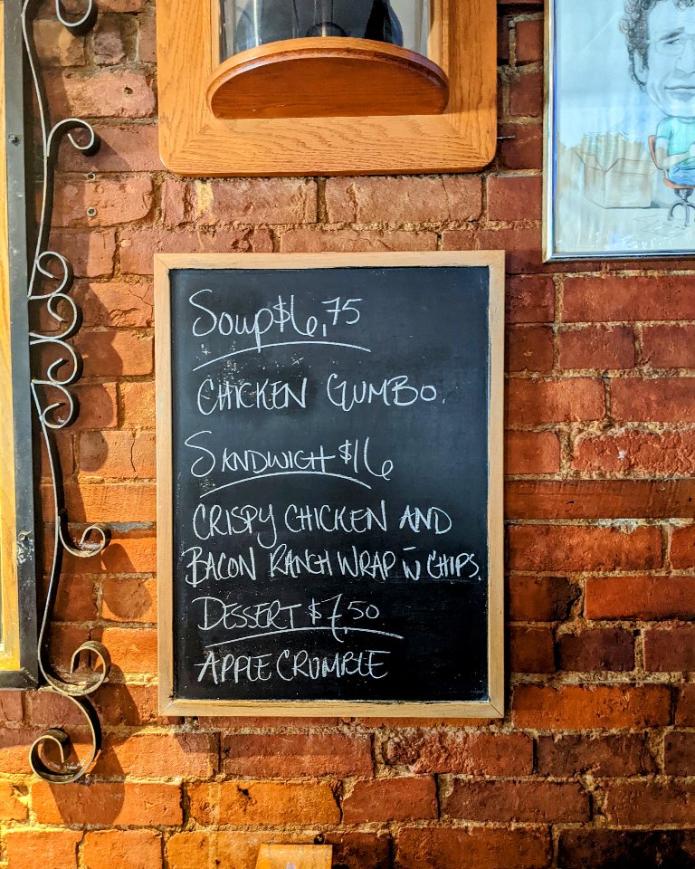 PilotHouseON's tweet photo. PATIO OPEN AT 5PM TODAY
#goodfood at #themothership
#golocal #ygk @downtownkingston https://t.co/YLwvW8RagQ