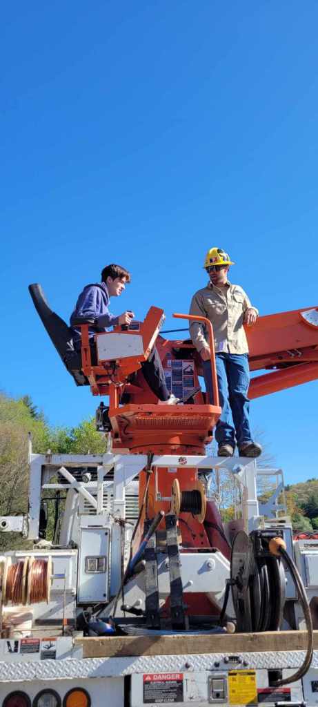 AveryCountyCTE's tweet photo. CTE students took a trip to Mountain Electric for Lineman Day. Thank you to Mountain Electric for hosting our students. We appreciate all you do. #ctefornc #averycte https://t.co/qBx2raM8aU