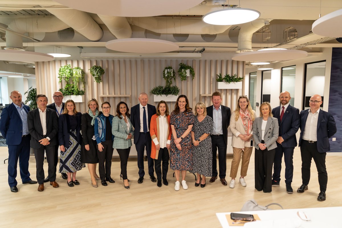 SophieBellon's tweet image. Our wonderful @SodexoUK_IRE HQ in London is officially launched!✨We’ve redesigned it to enhance our teams’ experience. 

The rise of hybrid working means the role of the office has changed. And we can help provide flexible workplaces with employee experience at❤️
#WorldFMDay