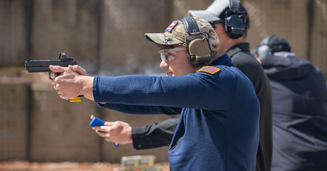 sigsaueracademy's tweet photo. Nothing beats 100 rounds on steel as fast as possible. Thanks to everyone that came out for our first Steel Sprint Competition. #SSA #SIGSAUERACADEMY #SIGACADEMY #SIGSAUER #SIGEXPERIENCE #SIGMPXPCC #X5LEGION #steelsprint https://t.co/wFSAUzrPVv