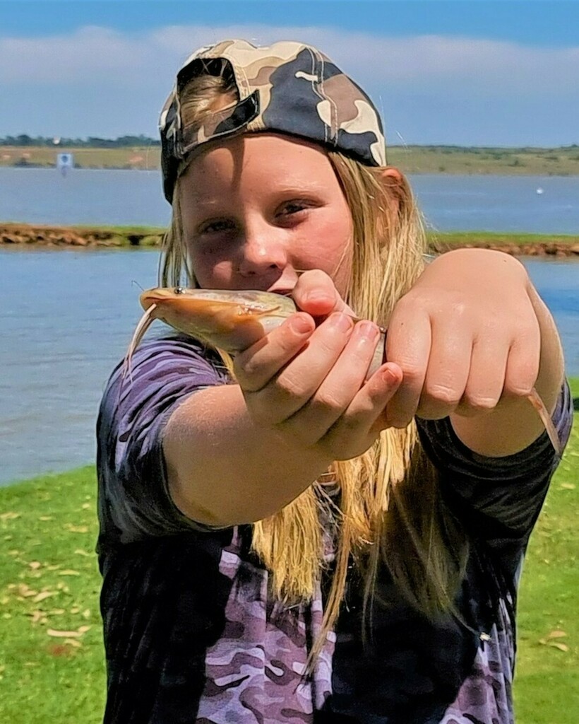 TrekkingGone's tweet photo. Having fun in the sun at the Vaal dam catching carp and barbel :-)
 #Camping #vlogging #fishingtime #papgooi #vlogger #stilbaaiyachtclub #Adventure #bankangler #vaaldam #outdoor #Vaaldam https://t.co/pnyvMK65Ev https://t.co/TBuCXkbNSD