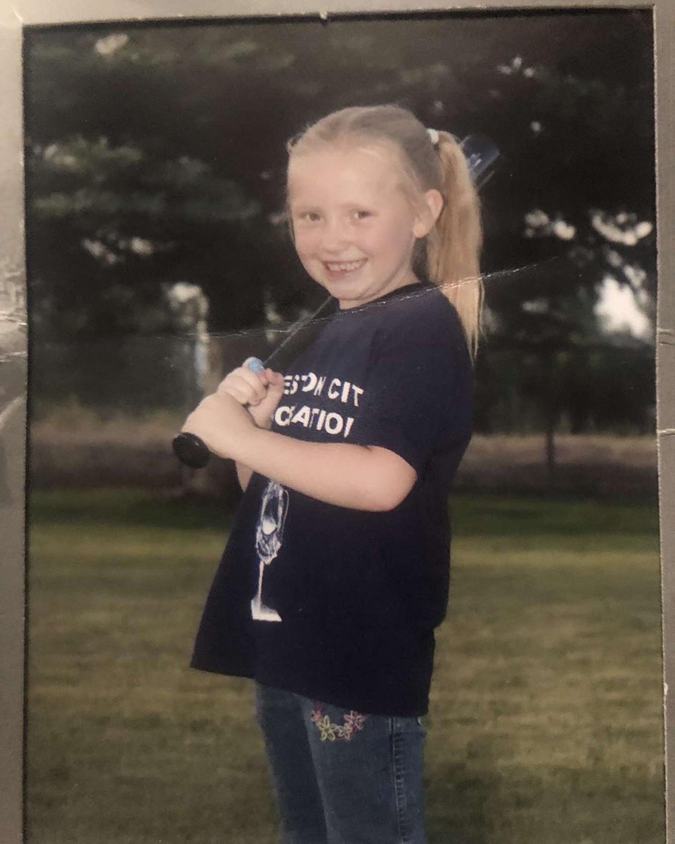 chukarsoftball's tweet photo. Look at these cuties! We love our sophomores. 🥹 #cutiepatooties #2days https://t.co/TgiWO9uz2r