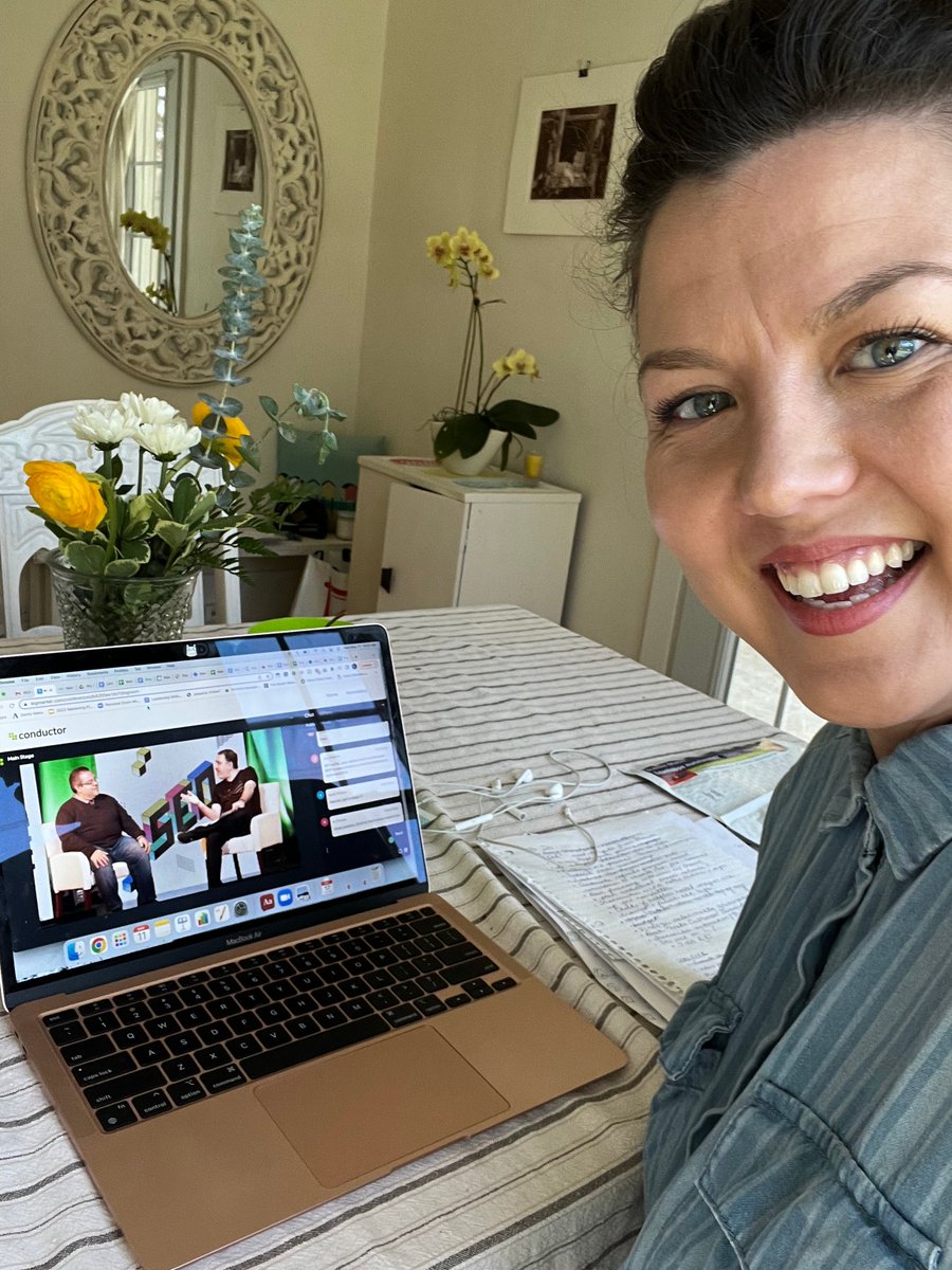 Selfies and solving marketing puzzles at #C3NY 2022 <a href="/stephanbajaio/">Stephan Bajaio</a> gave an amazing tip: stop calling it #SEO data internally and just refer to it as Audience data!