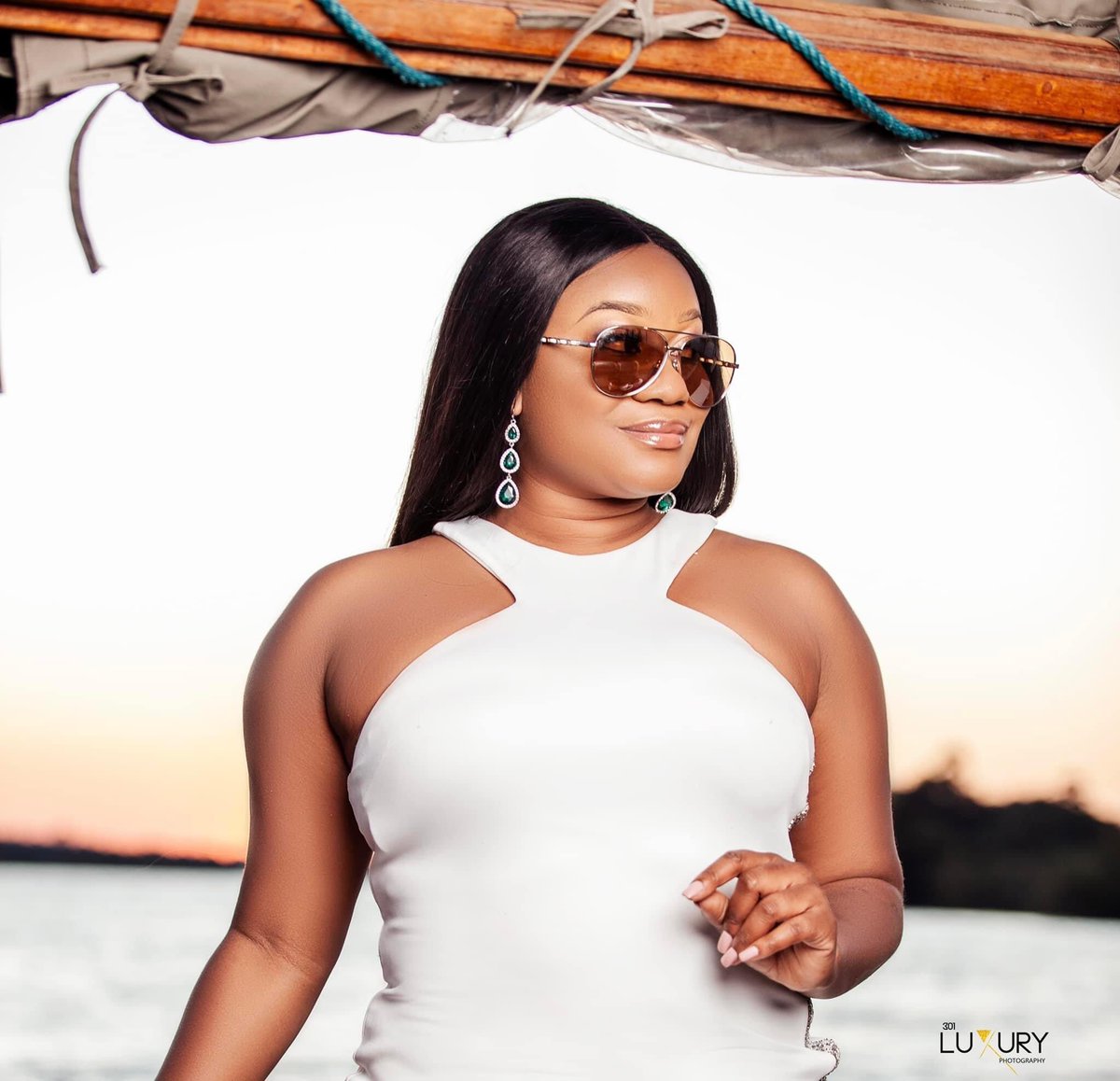 ZambeziJuice's tweet photo. RIHANNA PICKS MUTALE MWANZA FOR FENTY!
With the coming of Fenty products to Zambia 🇿🇲 @rihanna and her team at @fentybeauty and @fentyskin have picked Zambian influencer Mutale Mwanza as one of the Celebrities to help push and grow the brands in Africa. Congratulations MNation https://t.co/SNVeGC5Osu