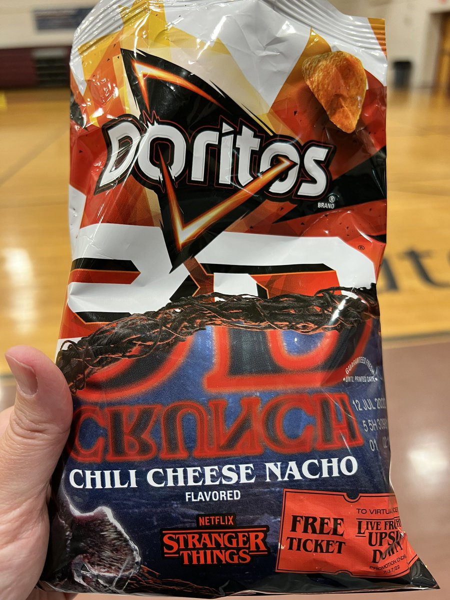 FurmansForce's tweet image. Something strange is happening at my teacher training today…
#StrangerThings4 #StrangerThingsMerch @Doritos
