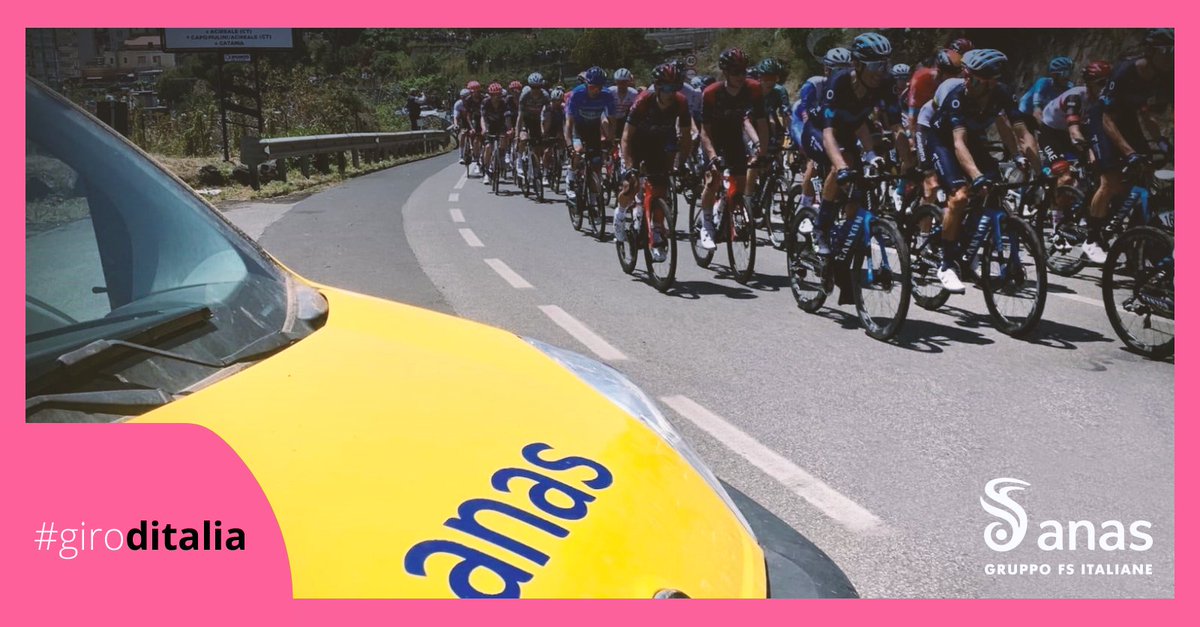 StradeAnas's tweet photo. Tappa 5 del #GiroDItalia sempre in #Sicilia, 174 km da #Catania a #Messina.
Qui sulla #SS114 "Orientale Sicula".
#Anas, Official Partner del #GirodItalia2022.
@giroditalia https://t.co/kucCPYngmj