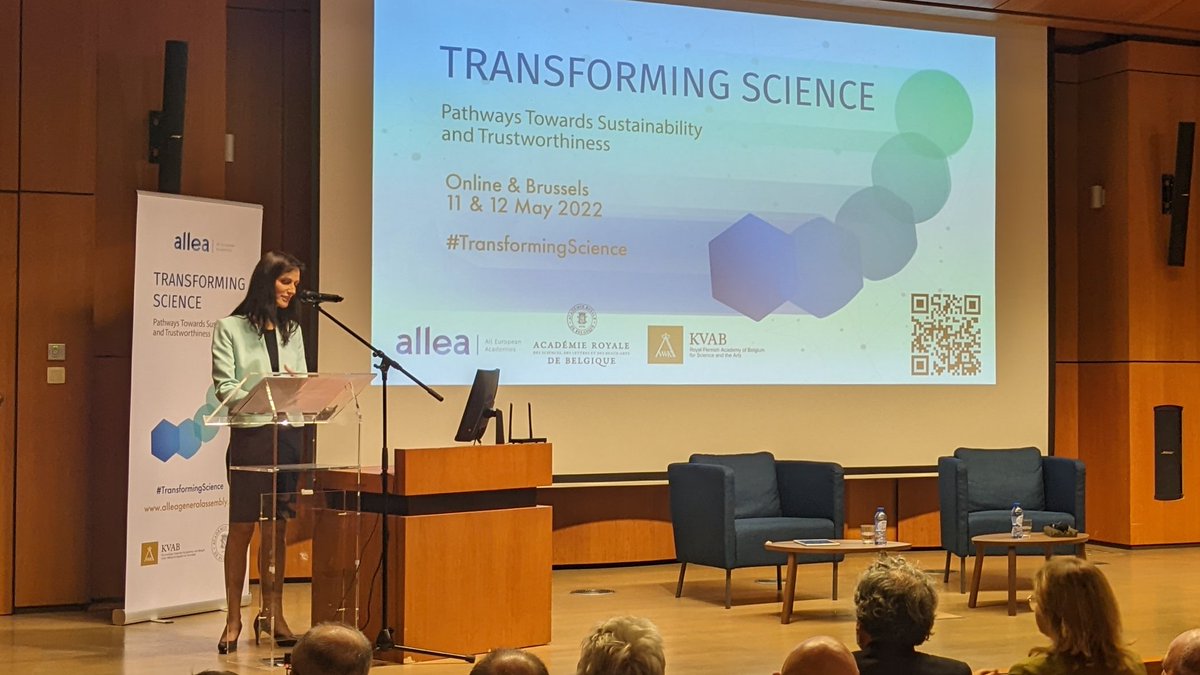 "To attract young talent, research assessment systems need rethinking and career trajectories need strengthening", says European Commissioner <a href="/GabrielMariya/">Mariya Gabriel</a> at ALLEA <a href="/_KVAB/">KVAB</a> <a href="/Academie_be/">Académie royale de Belgique</a> symposium #TransformingScience.

#ResearchAssessment #YoungAcademies #EuropeanAcademies