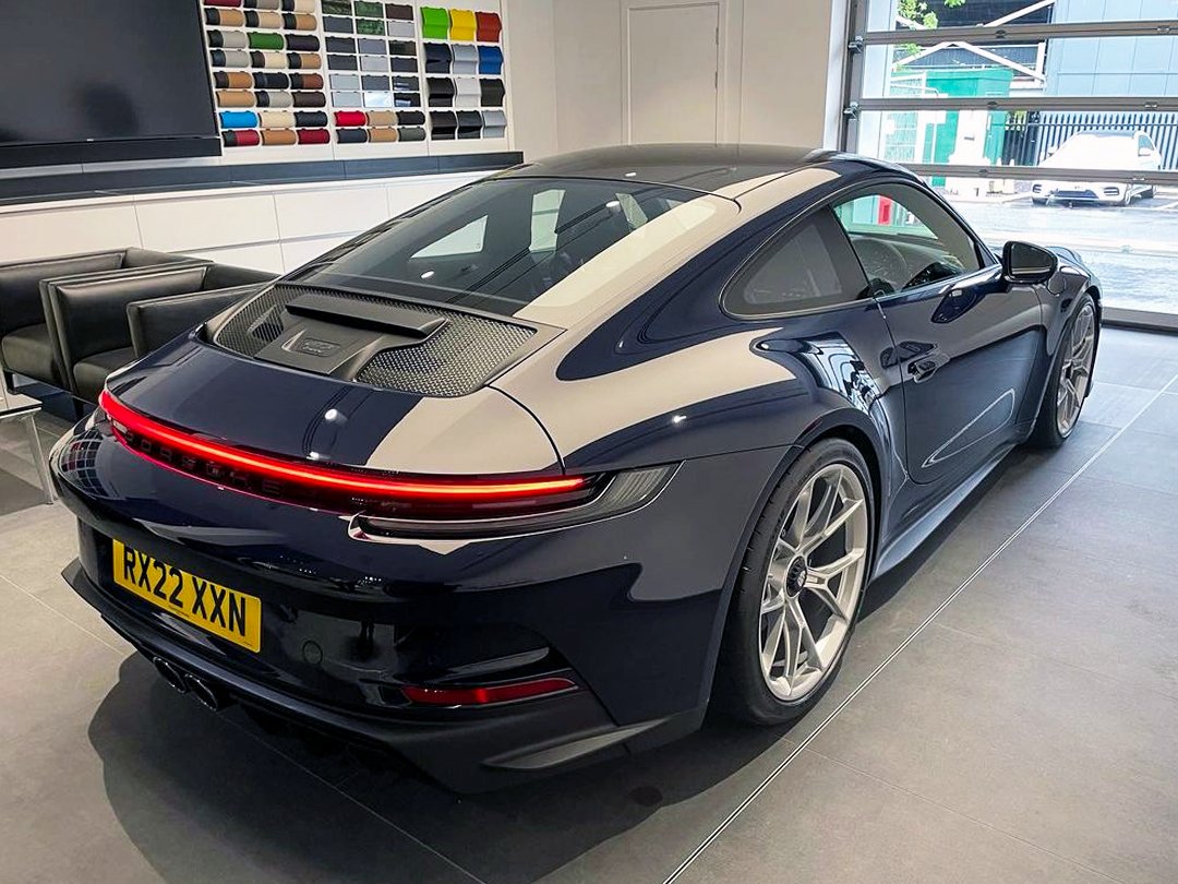 GermanCarScene's tweet photo. Nice PTS Dark Sea Blue Porsche 911 GT3 Touring just purchased by @harrismonkey
#WinglessWednesday #TopGear https://t.co/xk0GOWR26Q