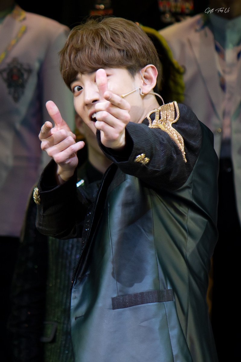 GIFTFORUS_CY's tweet photo. 220416 메이사의 노래 낮공
하트 화살 슝슝🏹💖

#찬열 #박찬열 #CHANYEOL https://t.co/NPFvtuolGv