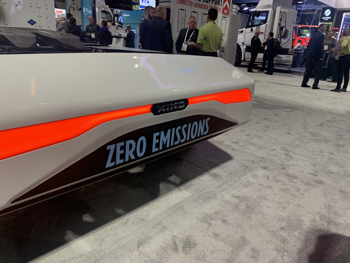 Loving all the #electric options here for #lastmile #middlemile fleets. #ACTexpo2022 #zeroemissions #cleanenergy #ev ⁦<a href="/BVSII/">Black & Veatch SII</a>⁩ ⁦<a href="/Black_Veatch/">Black_Veatch</a>⁩ ⚡️👍🏼🌎