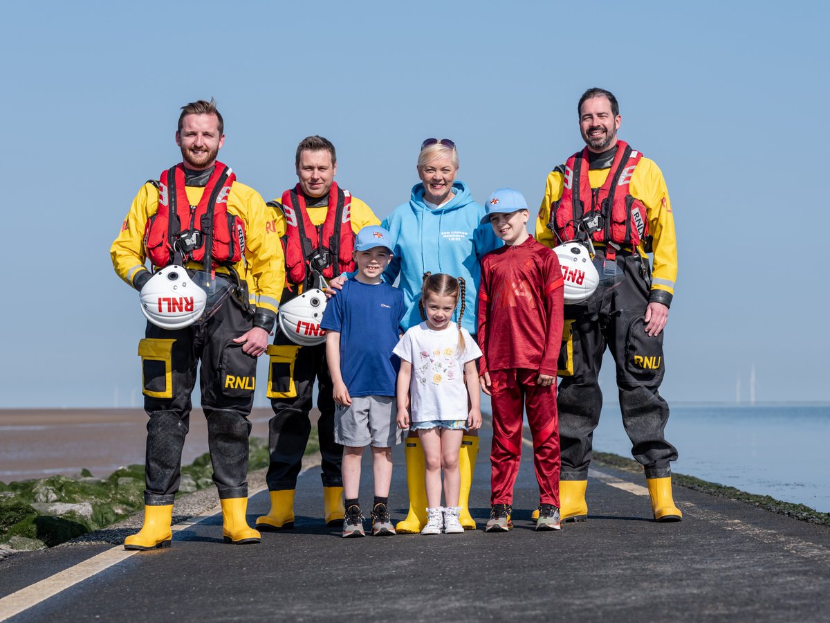 Danzie78's tweet image. 🚶‍♀️There's still time to sign up to @wirralwalk on 22 May, as part of team @RNLI, who will be joined by a very special family. @LeahBTPHunt will be completing her #MyMaydayMile to raise funds for the RNLI after her son Sam tragically drowned. Sign up here👇
bit.ly/3NczmA9