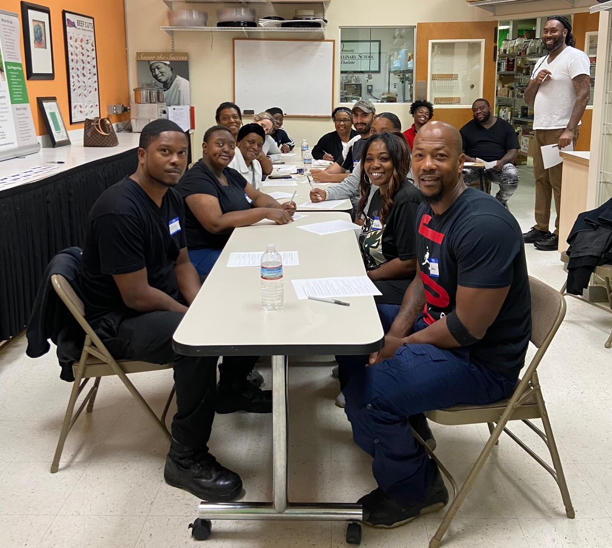 psbjrclt's tweet image. Today is day 1 for @CCSCEncore #class71!  The Community Culinary School of Charlotte has the privilege of teaching skills and changing lives.  #CCSC
