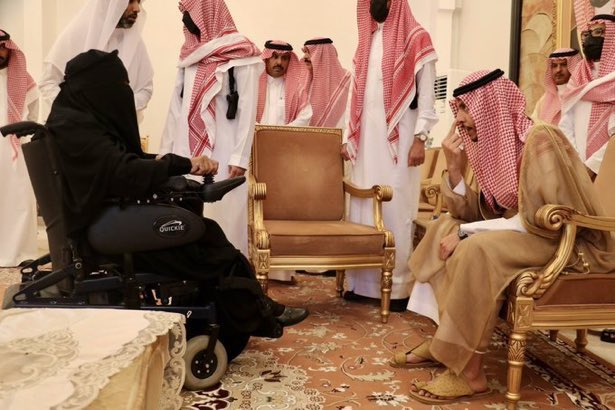 كنت أحب والده الأمير نهار بن سعود رحمه الله القريب الي قلبي ومن وادعني برسالة ليلة وفاته ولم يخب ظني في من يحملون أسمه هنيئاً ل الطائف وأهلها بمن يجتمعون ويقابلون ويتميزون في أول يوم عمل لهم أمثال الأمير سعود بن نهار 🇸🇦