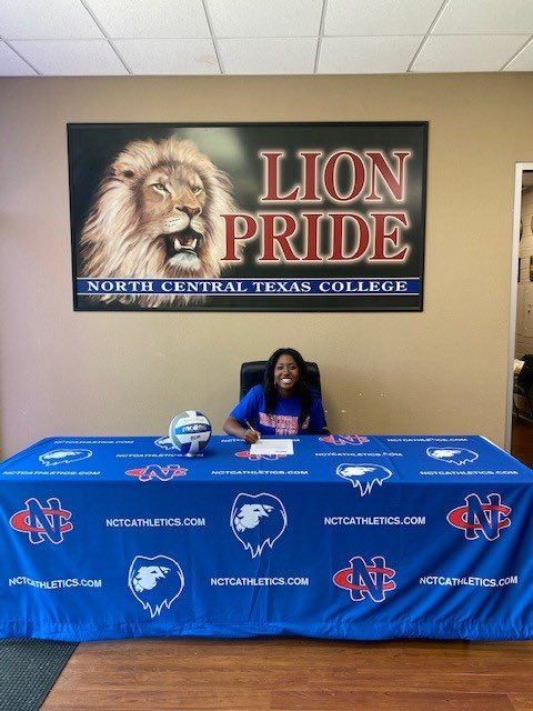 CLHS Counselors (@clhscounselors) on Twitter photo Congratulations to Mia Smith! She will major in liberal arts and play volleyball for North Central Texas College in the fall!@clhsc_ccenter <a href="/ProjectClhs/">CLHS Project Graduation</a> <a href="/CLHSCounselors/">CLHS Counselors</a> <a href="/Clear_LakeHS/">CLHS</a> Congratulations to Mia Smith! She will major in liberal arts and play volleyball for North Central Texas College in the fall!@clhsc_ccenter <a href="/ProjectClhs/">CLHS Project Graduation</a> <a href="/CLHSCounselors/">CLHS Counselors</a> <a href="/Clear_LakeHS/">CLHS</a>