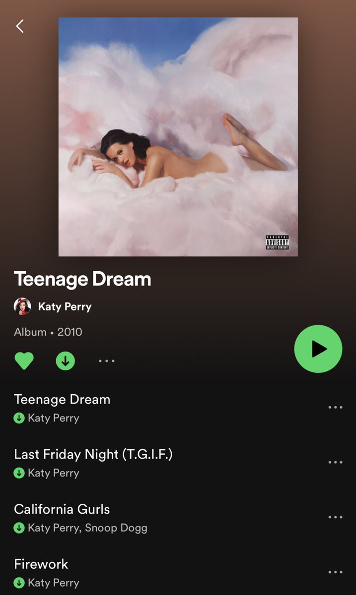 PopCulture2000s's tweet photo. katy was insane for this run https://t.co/K47n0KkVXt