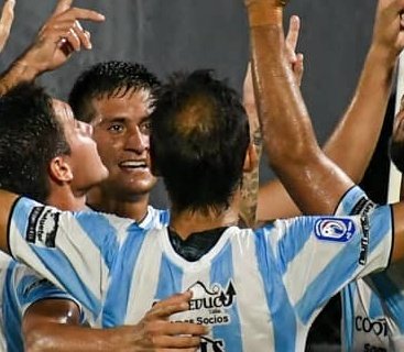 Out of context Guaireña F.C. (@oocgfc) on Twitter photo 