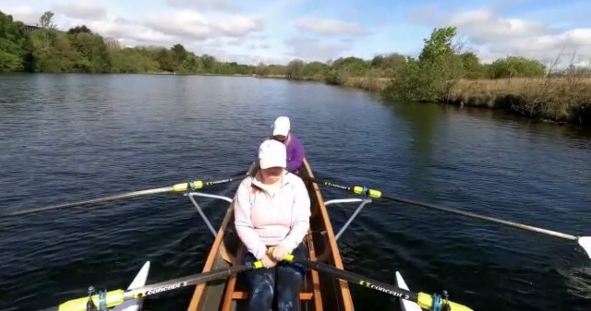 tribesmenrowin1's tweet photo. Welcome back #crewblu Second weekend of the year that they have been on the water. Here is a snippet of them from Saturday, courtesy of Peter Cassidy. ππππππ₯π₯π₯ https://t.co/chnFWs7yG7