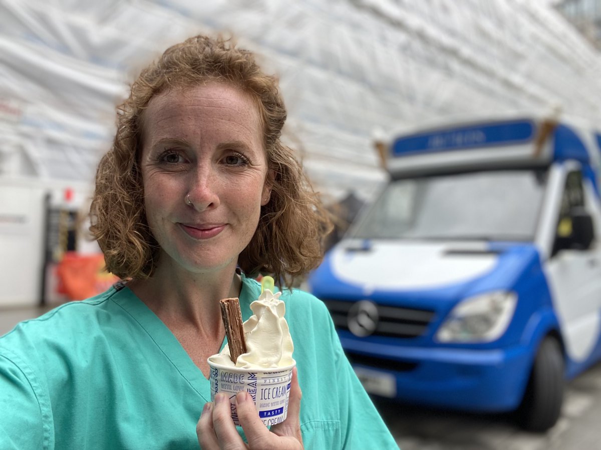 ICUdietitian's tweet photo. Thank you for my ice-cream today! ☺️🍦 It powered my afternoon! 💪
#WellbeingWednesday #viewday @SBH_Dietitians https://t.co/BV9lv6NIZP
