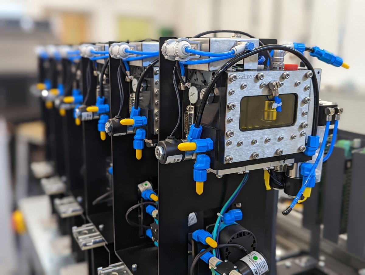 What is the future of #3DPrinting? Multi-Material Fabrication.
#ColorForge’s proprietary process utilizes six print channels to produce a structural case, while simultaneously building a color #cosmetic with a full spectrum of available vibrant color.