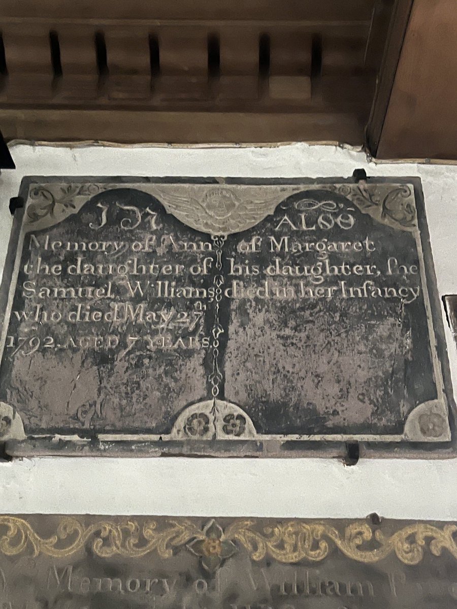 Barb_Drummond's tweet photo. Daughters of #SamuelWilliams #Patrishow #memorials https://t.co/br7UXJYu5s