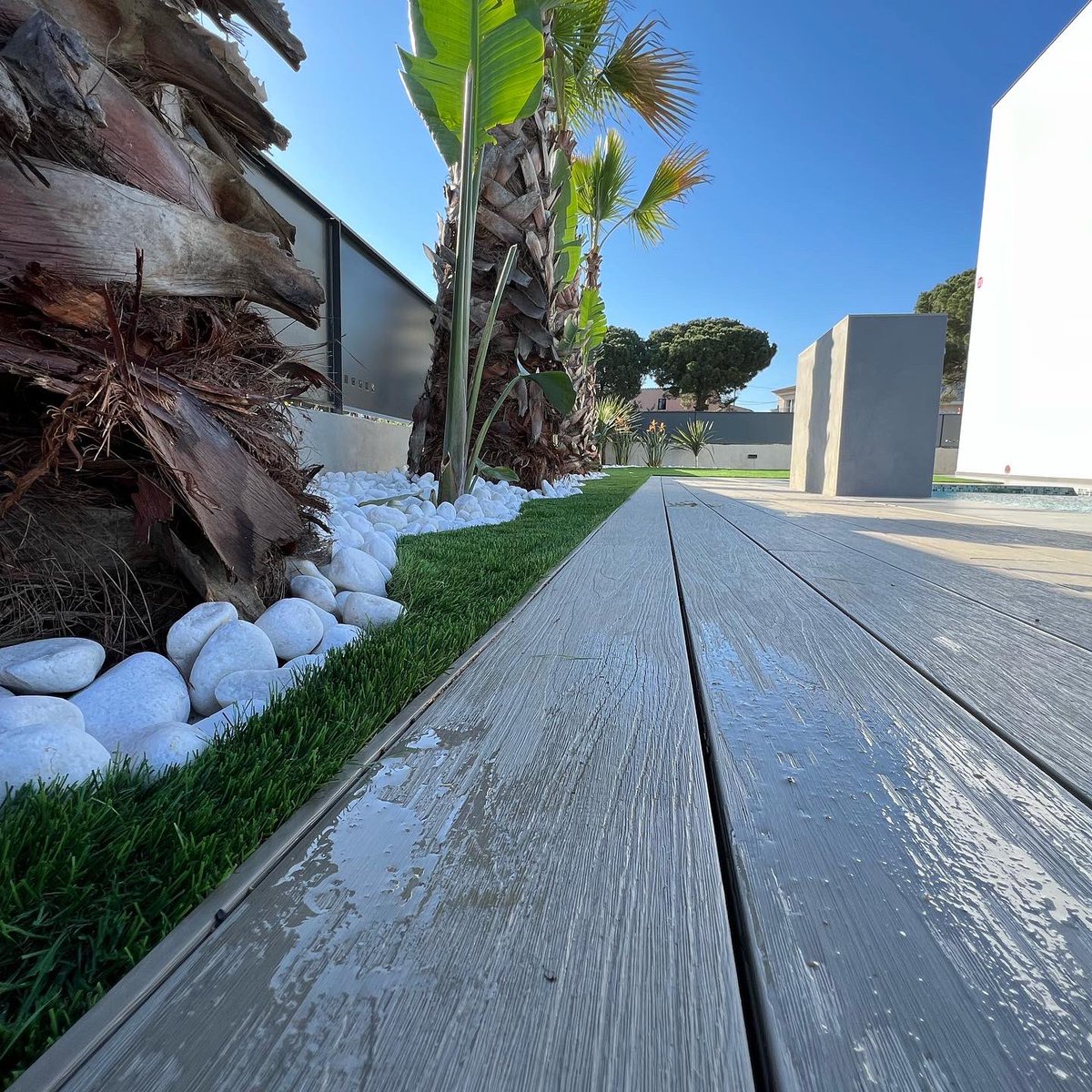DissenyVerd's tweet photo. Nou projecte finalitzat a la #costabrava nou #jardidissenyverd  per a uns nous clients que han confiat en els nostres dissenys projeccions i execucions. Moltíssimes gràcies per fomar part dels nostres fantàstics #espaisdissenyverd 
Per moltes obres més plegats!!! https://t.co/XTxOm6CSnG