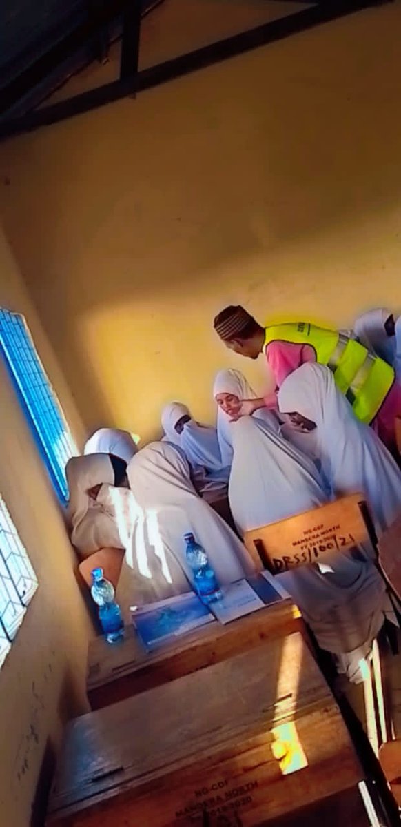 Our girls can realize their potential when they know their rights, we trained today 30 adolescent girls from Daua River sec school #mandera on their rights as well as provided them with right information on responding to FGM with materials support from <a href="/AFGMBoard/">Anti-FGM Board Kenya</a> 
#ENDFGM