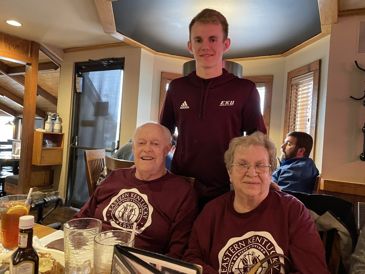 turner_buttry's tweet photo. I doubt if it will ever feel real that you are gone. You seemed invincible. You were telling everyone at the hospital that ur Grandson was Mr. Basketball and that let me know I made u proud. In a better place now. You were LOVED! #RipNanny https://t.co/Ef3wU90SLL