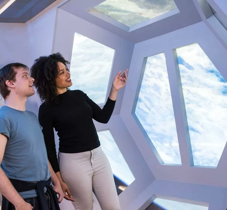 scienceatlife's tweet photo. Discover Life after dark this Saturday as part of @TheLateShows free culture crawl 🌃

Explore the science centre at twilight and take part in hands-on activities 🤩

Join us Saturday 14 May, 7pm-11pm. All free, no booking required.

Find out more ➡️ https://t.co/OXWY7TpZrB https://t.co/h3MliaqgL2