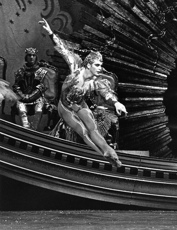 CoreDeBallet's tweet photo. At the time I didnβt really understand how that was βmaking my own good luckβ but I trusted him and I followed his advice.
Read more π https://t.co/S2VZpDsJL0
#ErrolPickford #danceauditions #GoodLuck #PasDeDeux #EatingGoodFood https://t.co/PTdauQesei