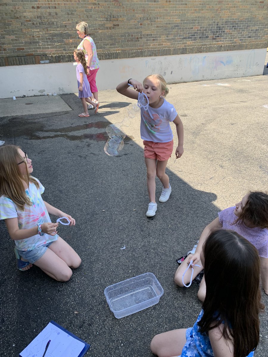 Nicole Hertel tweet media