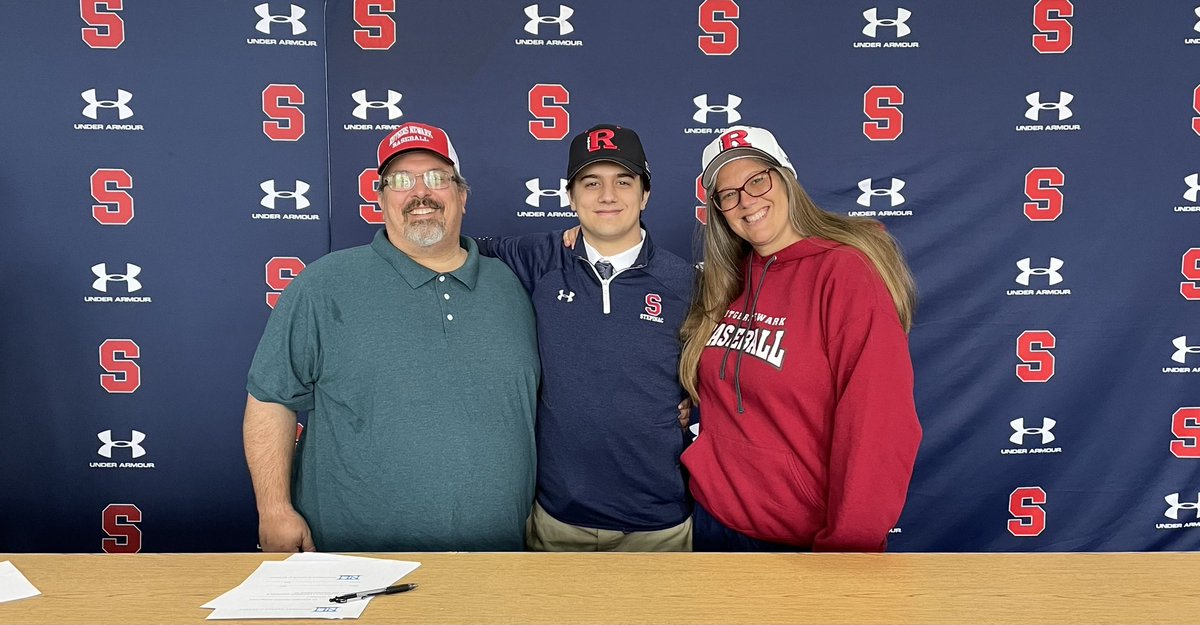 Step_Baseball's tweet photo. Signing Day 2022! Congratulations to Rob DelVecchio &amp; Family on his commitment to continue his athletic &amp; academic career at Rutgers Newark! #StepForward https://t.co/uFGgvOKRdL