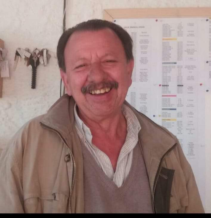 NanoGamarra1's tweet photo. El "Gallo Fajardo" asi lo conocimos muchos... gran persona, excelente compañero, respetuoso, con una nobleza en su mirada y tranquilidad en su andar incomparable…
Mucha luz en tu viaje.
Saludamos a su esposa Alma Saravia, a sus hijos, nietos, familiares y amigos en este momento. https://t.co/T99u8dzaoz