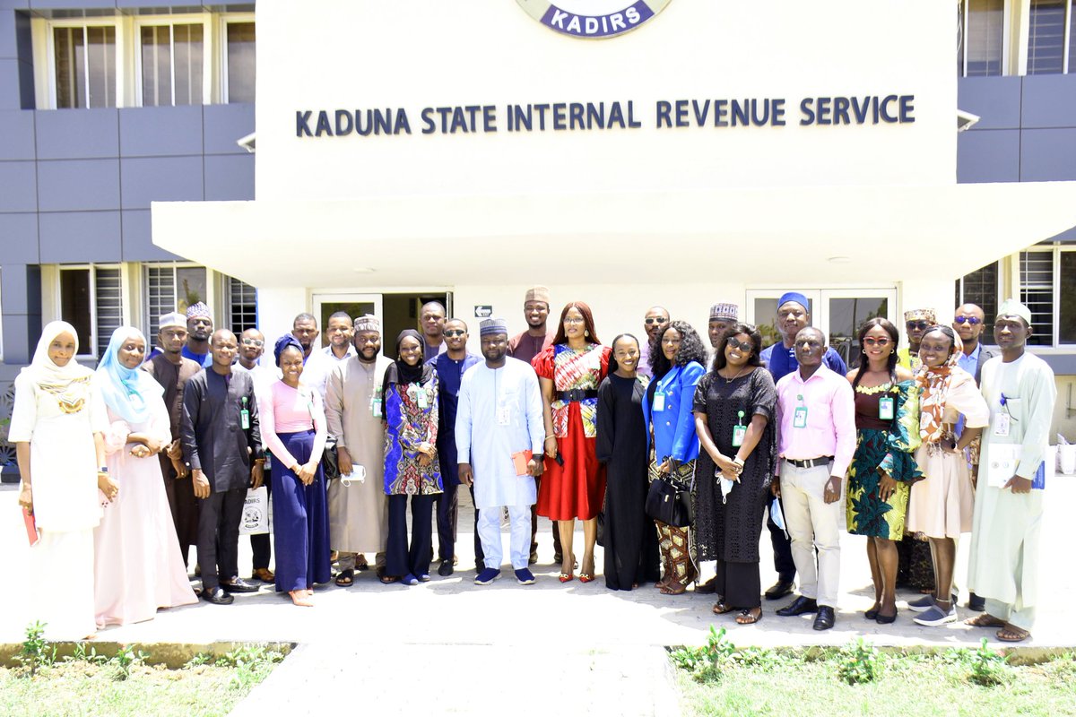 kadirsgovng's tweet photo. EDUCATIONAL VISIT BY KIF!!!
Today, the Executive Chairman Dr.Zaid Abubakar and other Management team received, the 4th Cohort of KIF. The EC made a presentation on the Topic:
Optimisation of IGR for Urban Renewal through Technology, Attitudinal Change and Strategic Partnerships. https://t.co/Xa1KhPuyKl