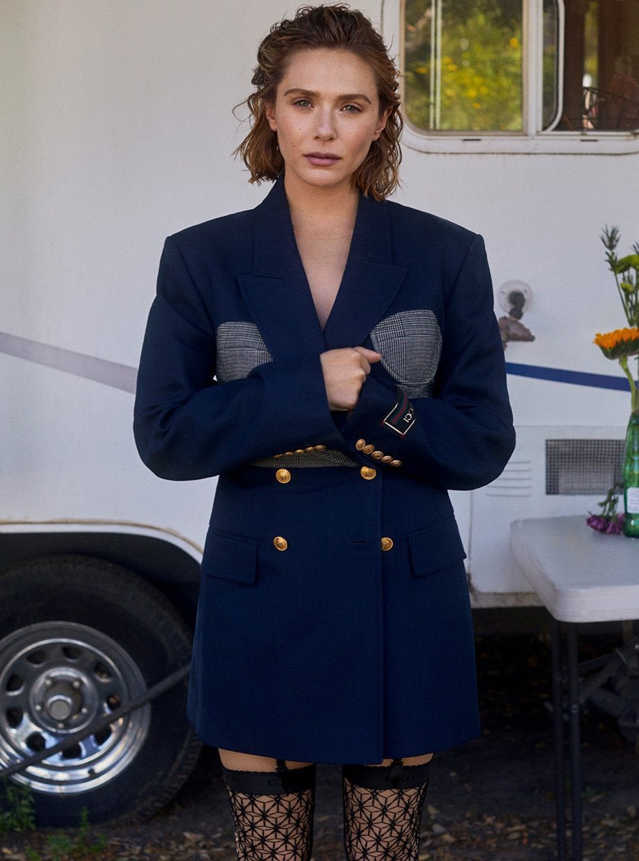 best of elizabeth olsen on Twitter: "elizabeth olsen for vogue hong