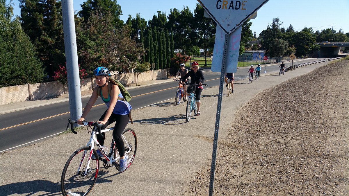 SJCOG's tweet photo. Look to the @SJCOG clearing house of bikeway maps when planning a cycling trip in San Joaquin County during Bike Month. Check out the resources at https://t.co/sIM5J0hFfI. #dibs #DibsMyWay #smarttravel #commute #vanpooling #carpooling #biking #walking #transit #rail https://t.co/Zv8j4P1MXb