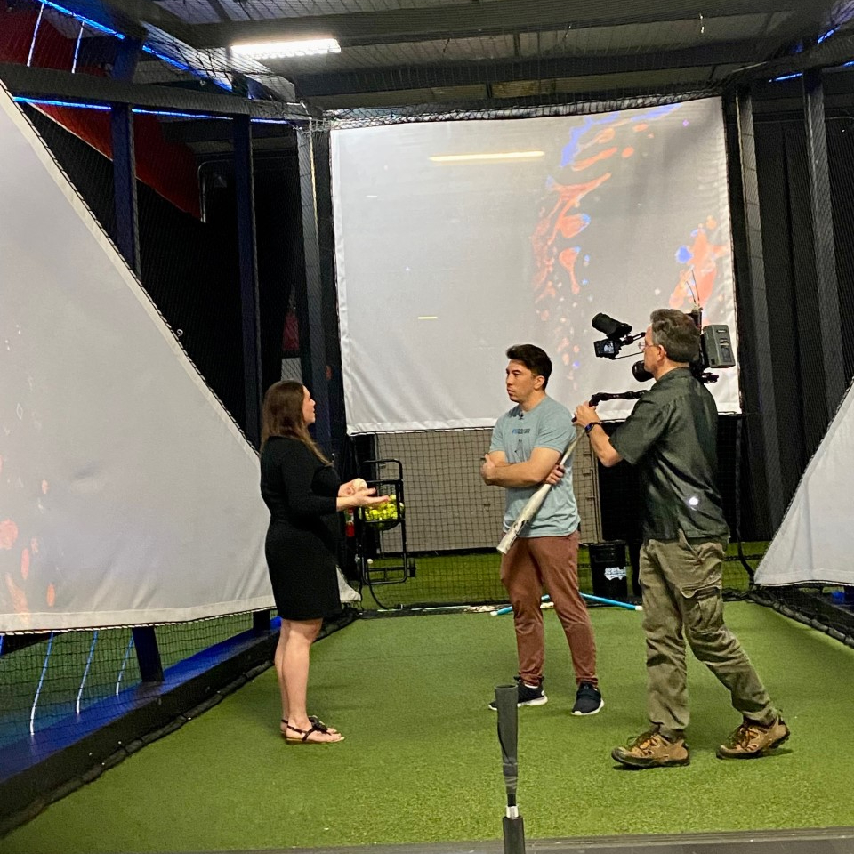 SASsoftware's tweet photo. Guess who visited the #SASBattingLab this week?!? 🎥 @KenJee_DS stopped by to see how #dataliteracy and sports go hand-in-hand. ⚾ 🥎 Take your own early peek at this new project! https://t.co/wMSg9UBTY3 https://t.co/QNDdS1liTy