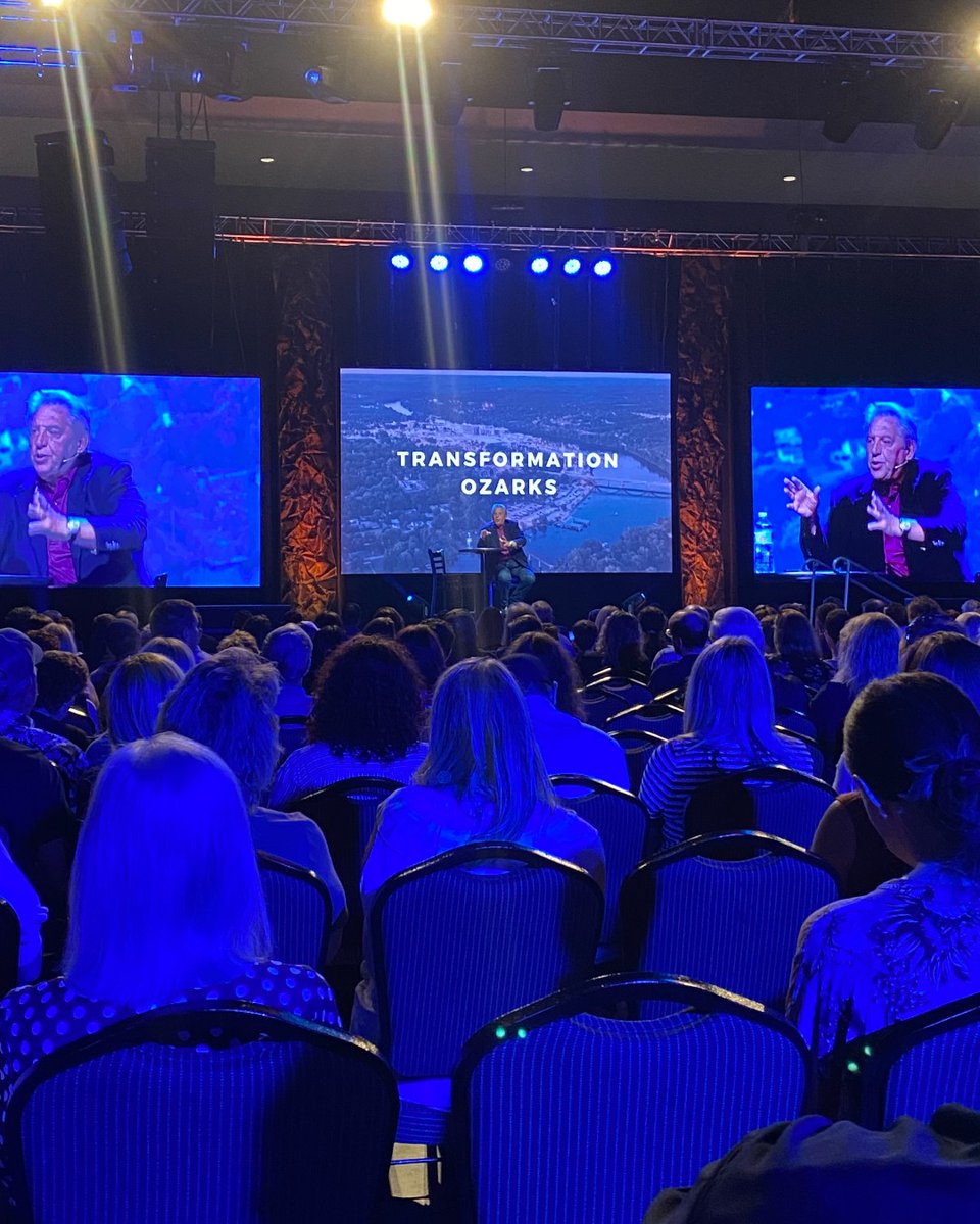 Robbins_IG's tweet photo. As a team with a strong desire to continue growing in leadership, we were beyond thankful to hear from John Maxwell last night at Transformation Ozarks! https://t.co/fTEJUGA97L