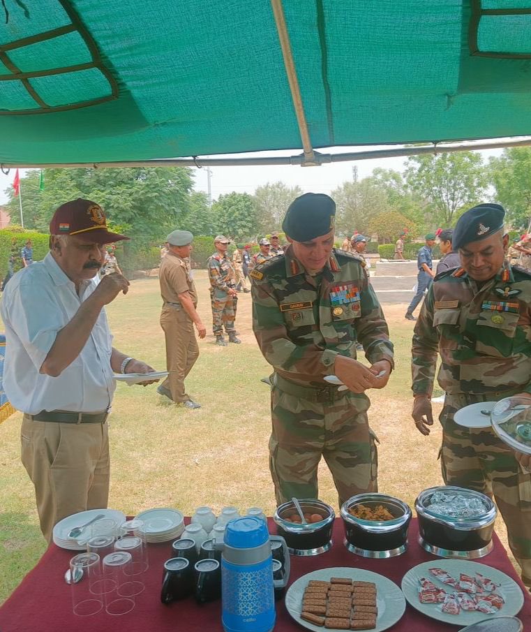 NCCDteRajasthan's tweet photo. Raj youngsters exhibit there talent as they wind up an UNFORGETTABLE IGSSC 2022 camp at Sri Ganganagar TANTIA  UNIVERSITY premises.Raj dte conveys its gratitude to the VC Dr. DM SAXENA. Fond associations ahead @PRODefRjsthn @SpokespersonMoD @HQ_DG_NCC https://t.co/AOvUA1LStS