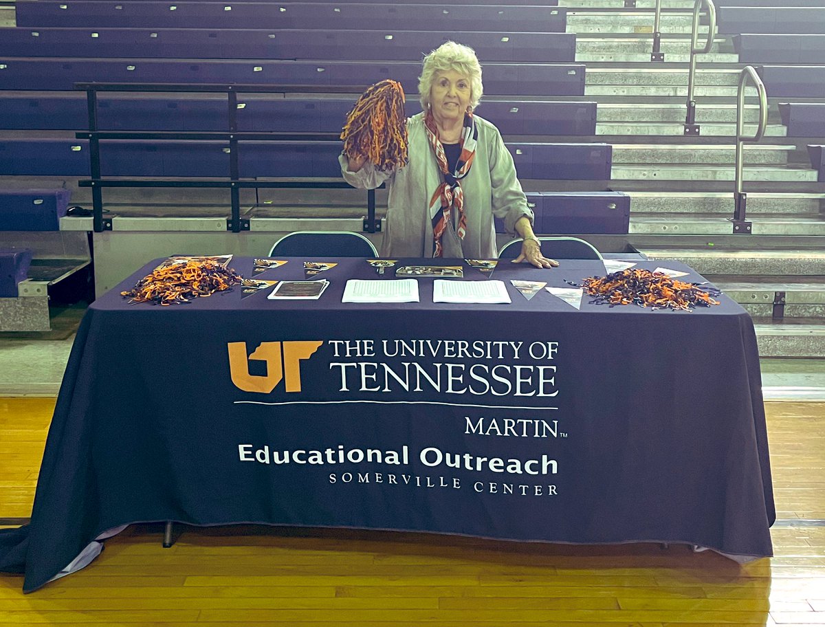utmsomerville's tweet photo. Molly having fun @EJHSBulldogCtry @EJH_BULLDOGS Career Day! It’s never a dull moment with @msmolly741 around! #goutm #goskyhawks #utm #utmartin #beutmproud @FCPSchoolsTN @VersieHamlett https://t.co/0NnTestfTg