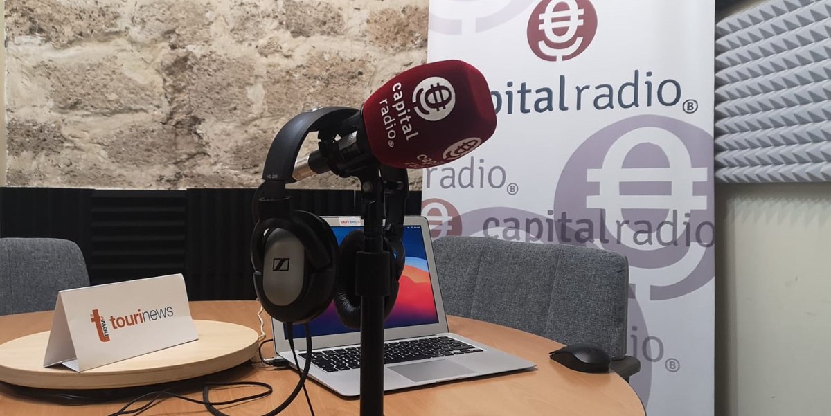 🚢Transportar un contenedor de mercancía cuesta hoy cinco veces más que hace un año. ¿Por qué? ¡Mañana te lo contamos en #Bungalow103!

👉🏼¡No te lo pierdas el jueves a las 13:00H (GMT+1) en Capital Radio!
🔗capitalradio.es/directo 

#EscuchaTurismo📻