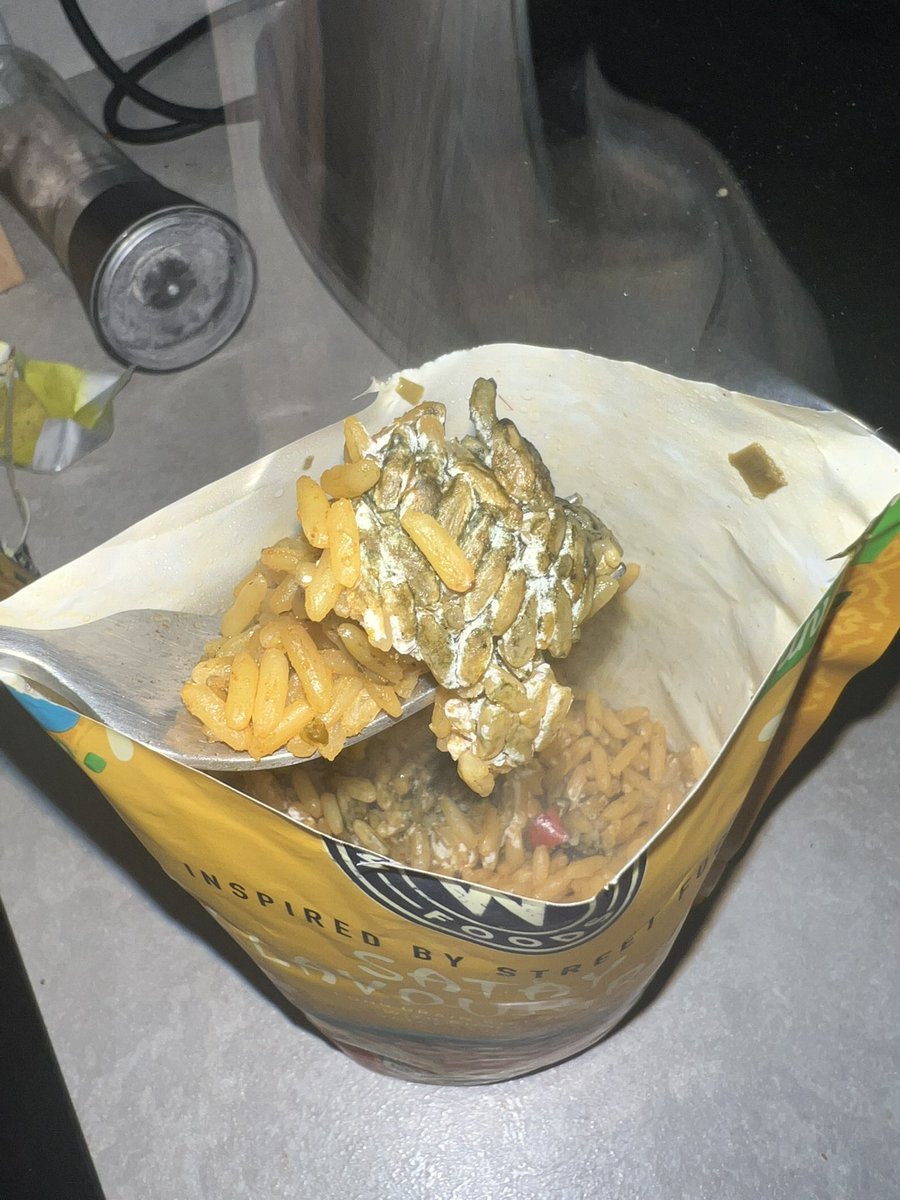 Tazzarelli_'s tweet photo. @AldiUK opened this ‘new’ satay rice to have with my dinner to find this? What on earth is this? It’s DISGUSTING https://t.co/PA5vP8oORA