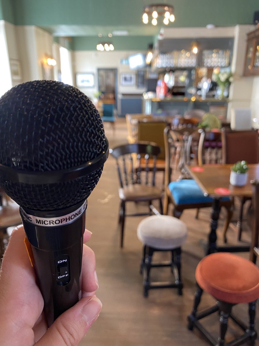 Jadeltaylor19's tweet image. Our final night! Can’t wait to host you all alongside @BrendanCapey and @FelicityKHunter @pintofscience #pint22