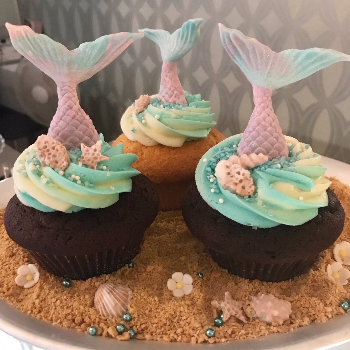 cupcakeberlin's tweet photo. Mermaid Cupcakes π§ββοΈπ #cupcakeberlin #mermaid #cupcakes #cakeberlin #mermaidcupcakes https://t.co/7gSaTD1QqN