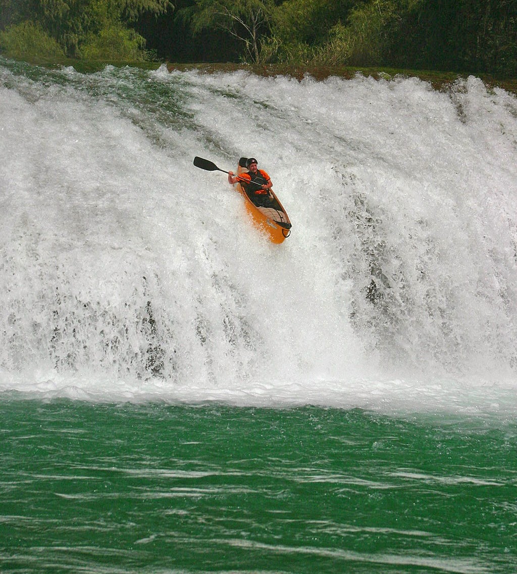 teamaldercreek's tweet photo. Hold on!  We're halfway to the weekend!

#teamaldercreek #purelypaddlesports #whitewater #canoeing #sendit #boofeverything #syotr https://t.co/XlZAlyjRN9