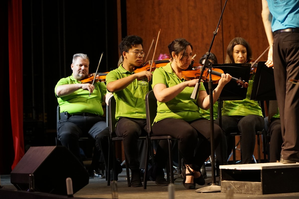OwassoSchools's tweet photo. Elementary students across the district participated in the Link Up Concert today at @OHS_Rams! This is a chance for students to sing, play the recorder and even dance along with the @TulsaSymphony. We are so happy to host this event once again! #RamPride https://t.co/ESeVAdfqnS